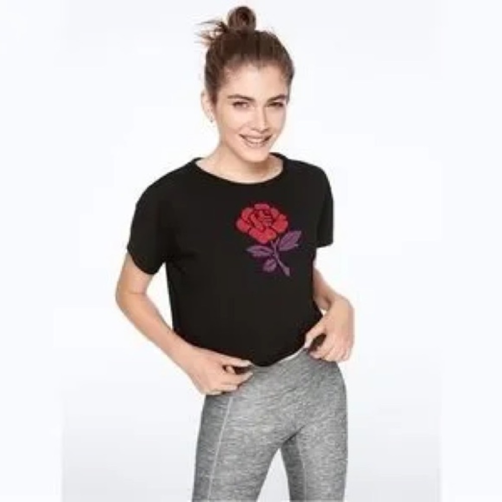 🌹 Victoria’s Secret PINK Rose Bling Crop Top 🌹